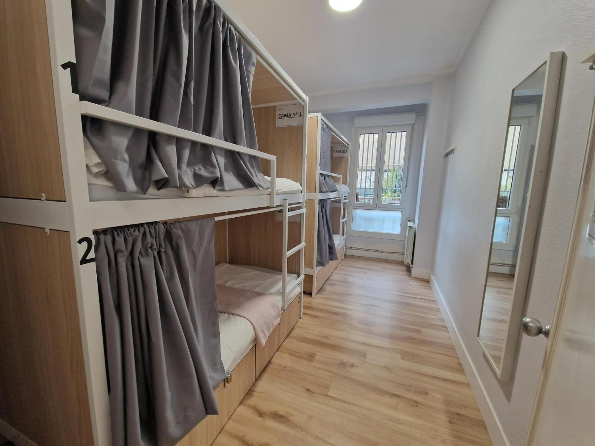 Bed in 4-Bed Mixed Dormitory Room